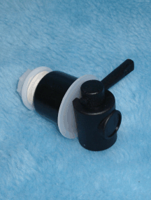 Drinking Water Pressure Regulator for Doulton water filters. Copyright © 1997 H2O International Inc. All rights reserved.